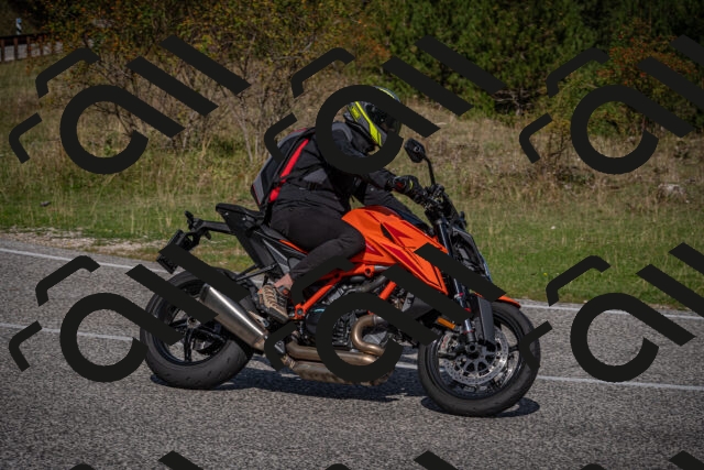 20250907104446-_5003022_am_