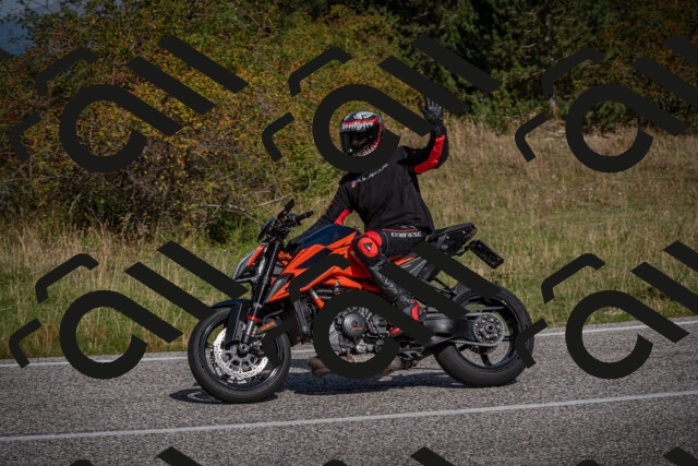 20250907104541-_5003036_am_