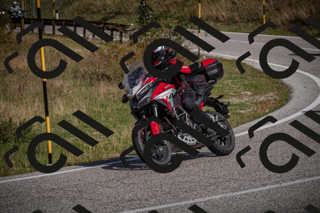 20250907104631-_5003058_am_