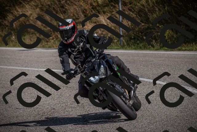 20250907104749-_5003085_am_