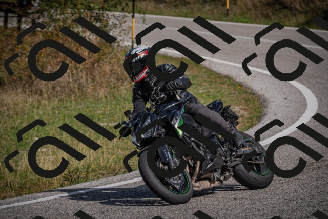 20250907104750-_5003086_am_