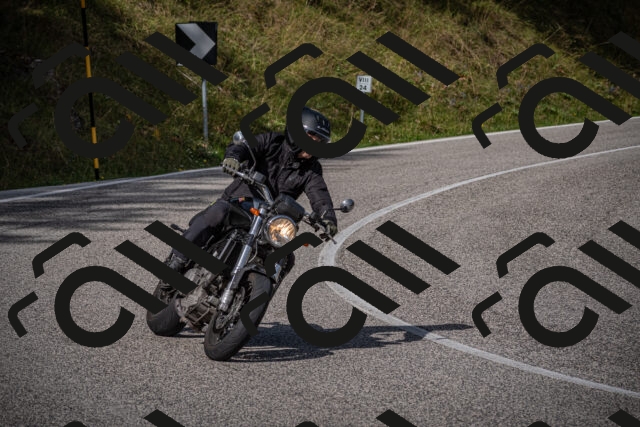 20250907104950-_5003113_am_