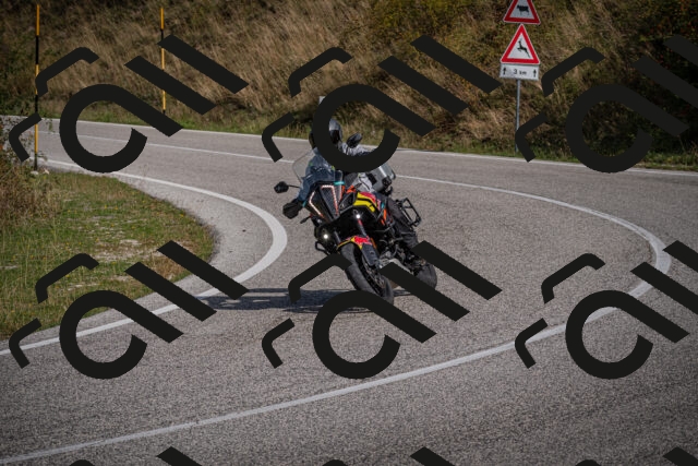 20250907105355-_5003173_am_