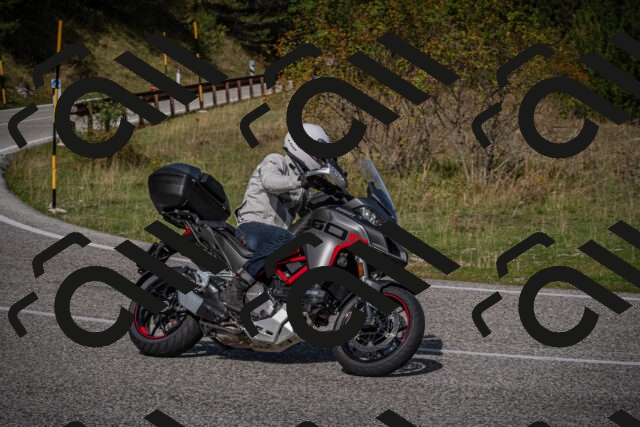 20250907105831-_5003234_am_