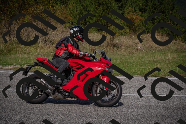 20250907105851-_5003237_am_