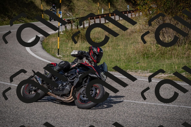 20250907105852-_5003239_am_