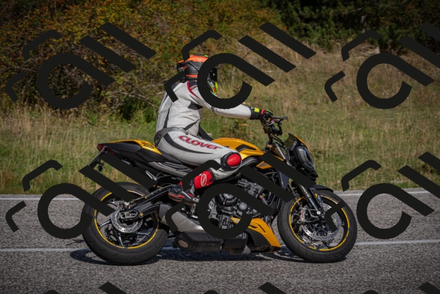 20250907105904-_5003253_am_