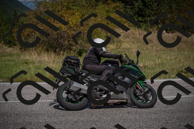 20250907105944-_5003265_am_