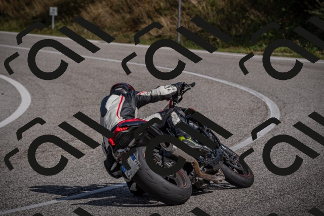 20250907110032-_5003288_am_