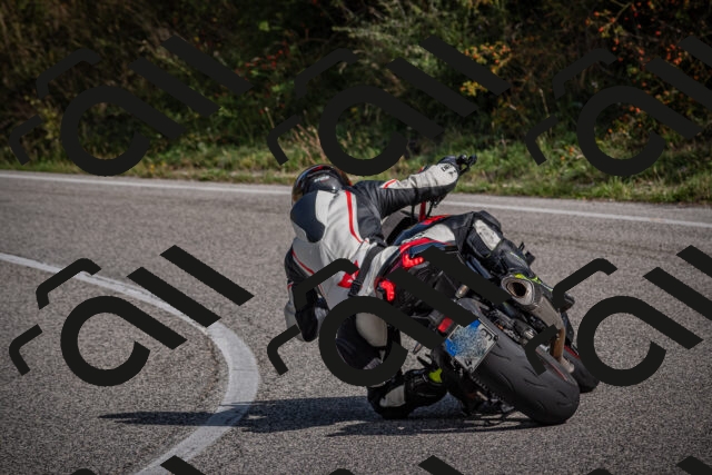 20250907110032-_5003289_am_