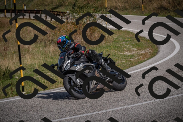 20250907110637-_5003351_am_