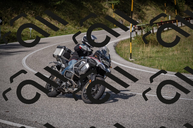 20250907110650-_5003356_am_