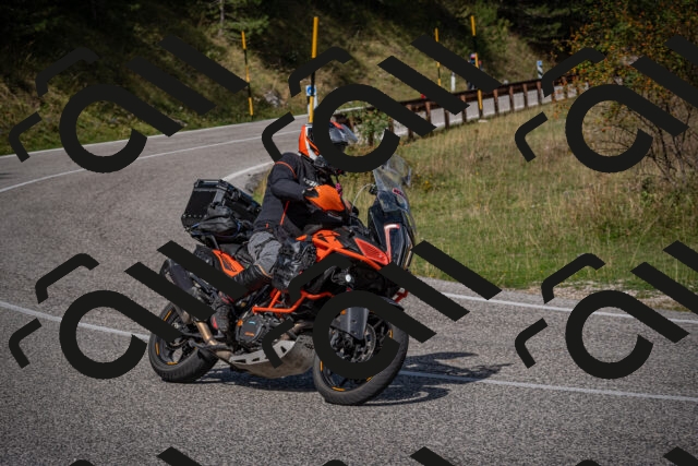 20250907110739-_5003377_am_