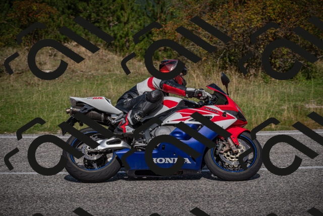 20250907110749-_5003389_am_