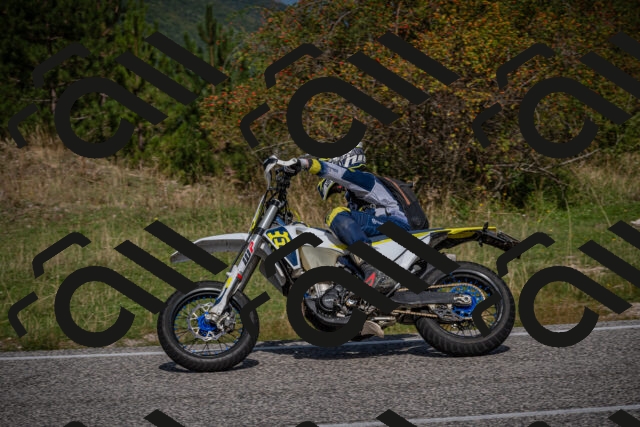 20250907111232-_5003448_am_