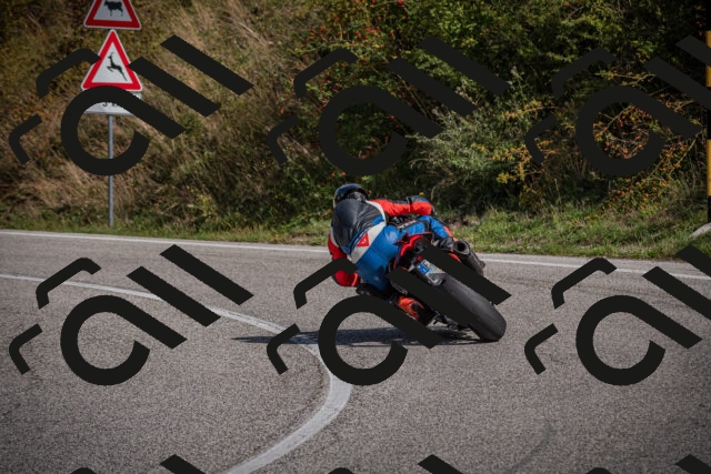 20250907111401-_5003502_am_