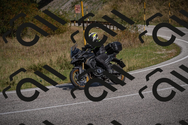 20250907111426-_5003513_am_