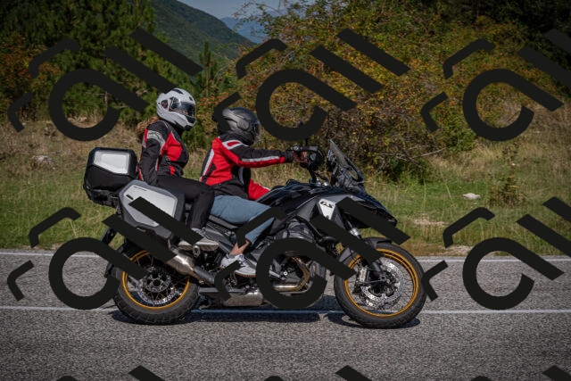 20250907111456-_5003528_am_