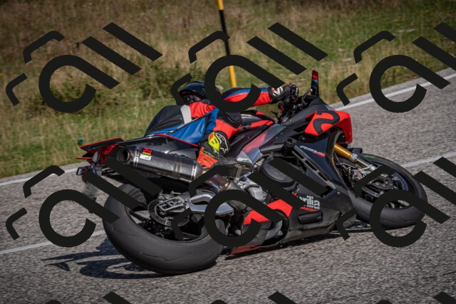 20250907111523-_5003540_am_