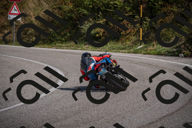 20250907111524-_5003541_am_