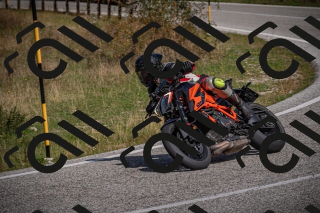 20250907111531-_5003548_am_