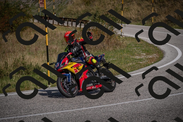 20250907111654-_5003571_am_