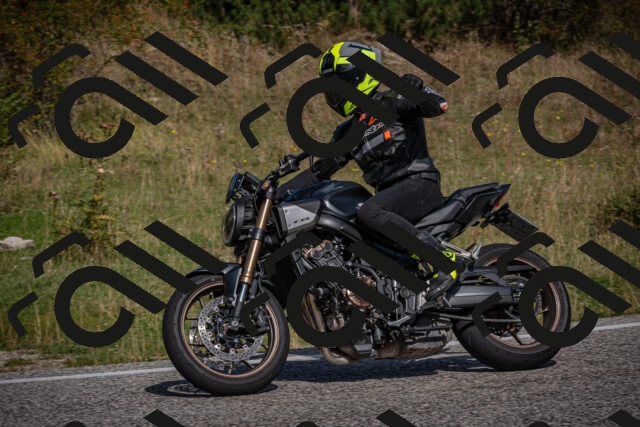 20250907111708-_5003577_am_