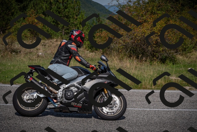 20250907111718-_5003589_am_