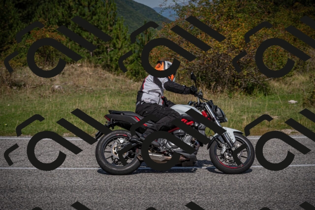 20250907111758-_5003615_am_