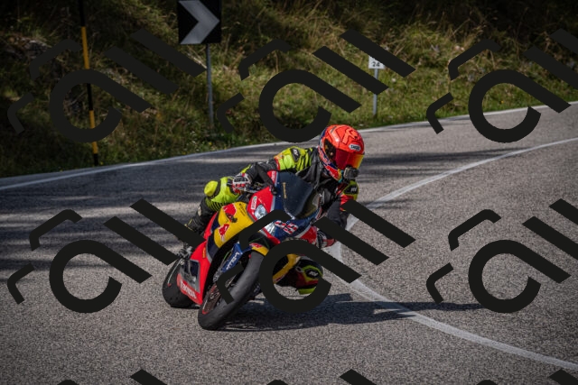 20250907111820-_5003629_am_