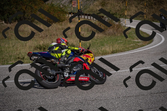 20250907111821-_5003632_am_