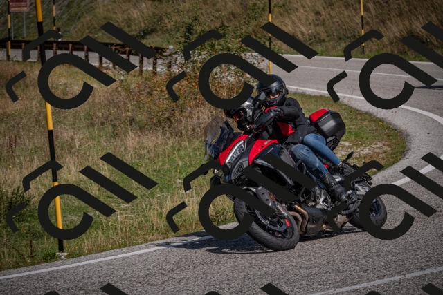 20250907112010-_5003670_am_