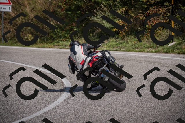 20250907112105-_5003683_am_