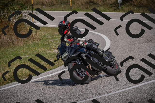 20250907112146-_5003692_am_