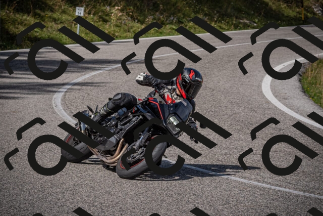 20250907112307-_5003700_am_