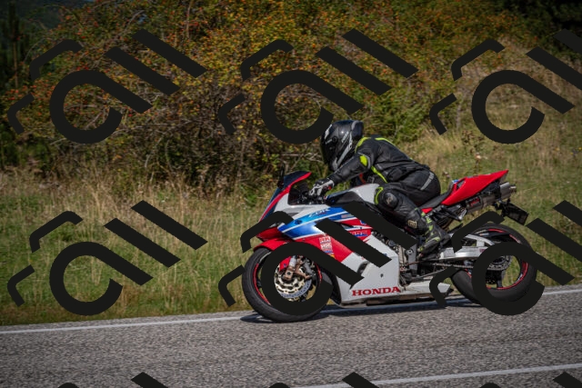 20250907112319-_5003705_am_