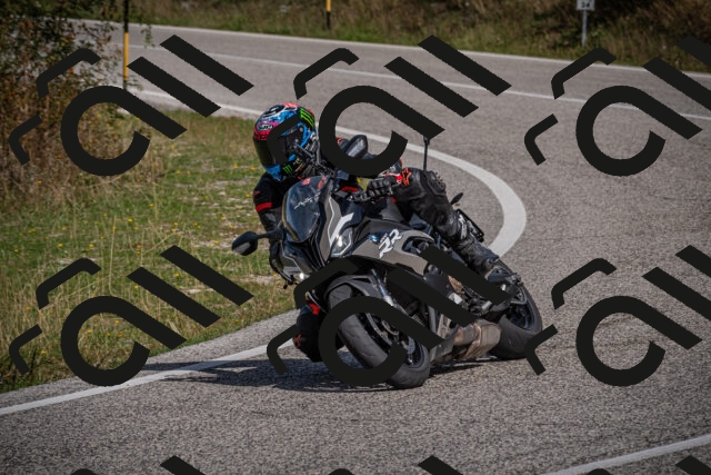 20250907112622-_5003735_am_