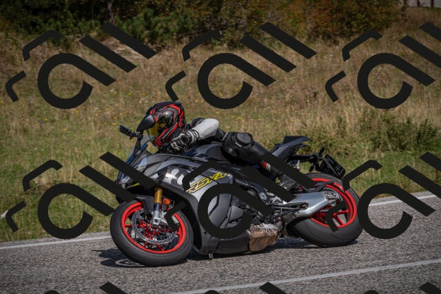 20250907112632-_5003740_am_