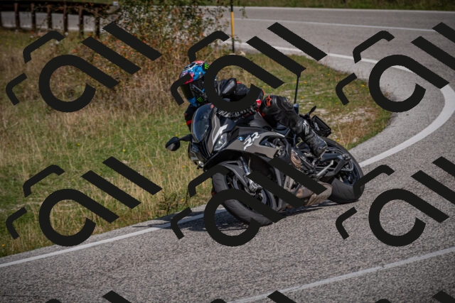 20250907112754-_5003752_am_