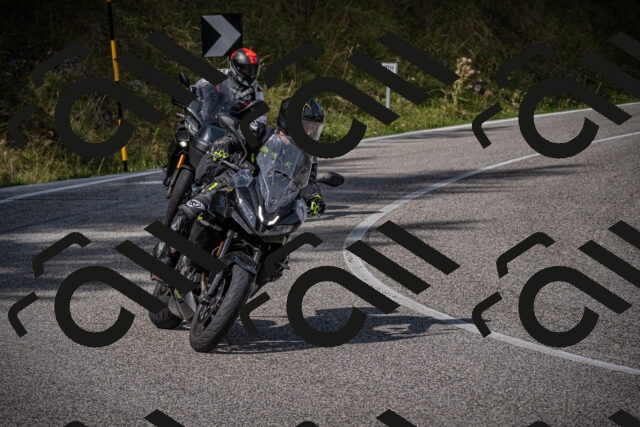 20250907113156-_5003801_am_