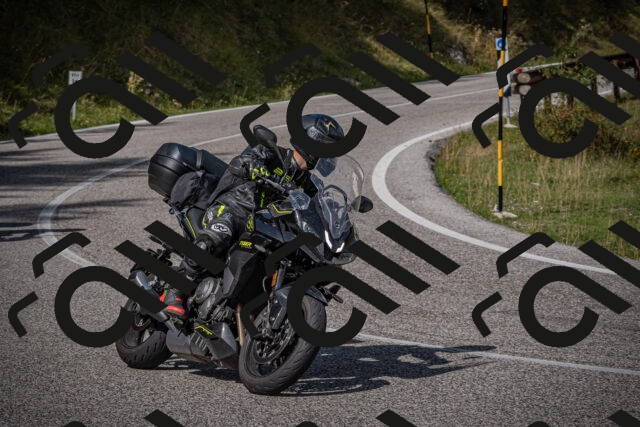 20250907113157-_5003802_am_