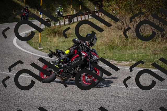 20250907113419-_5003842_am_