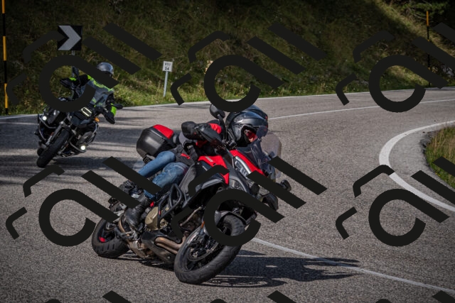 20250907113421-_5003846_am_