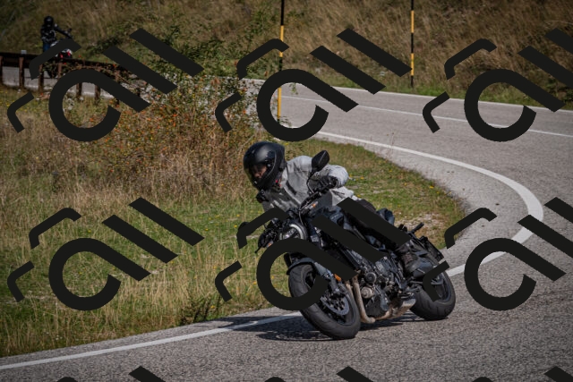 20250907113608-_5003878_am_