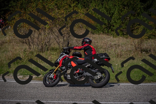 20250907113723-_5003892_am_