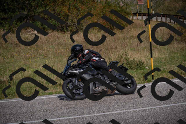 20250907113731-_5003902_am_