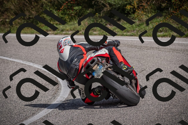 20250907113832-_5003930_am_