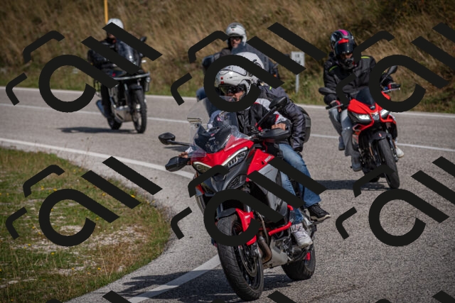 20250907113858-_5003936_am_