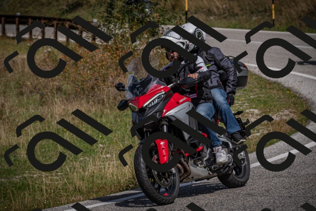 20250907113858-_5003937_am_