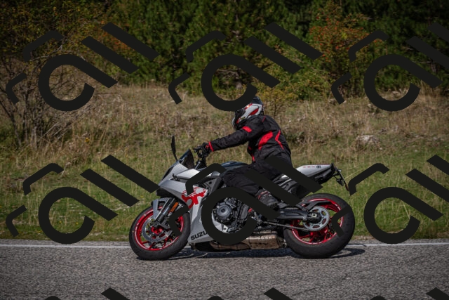 20250907113935-_5003960_am_